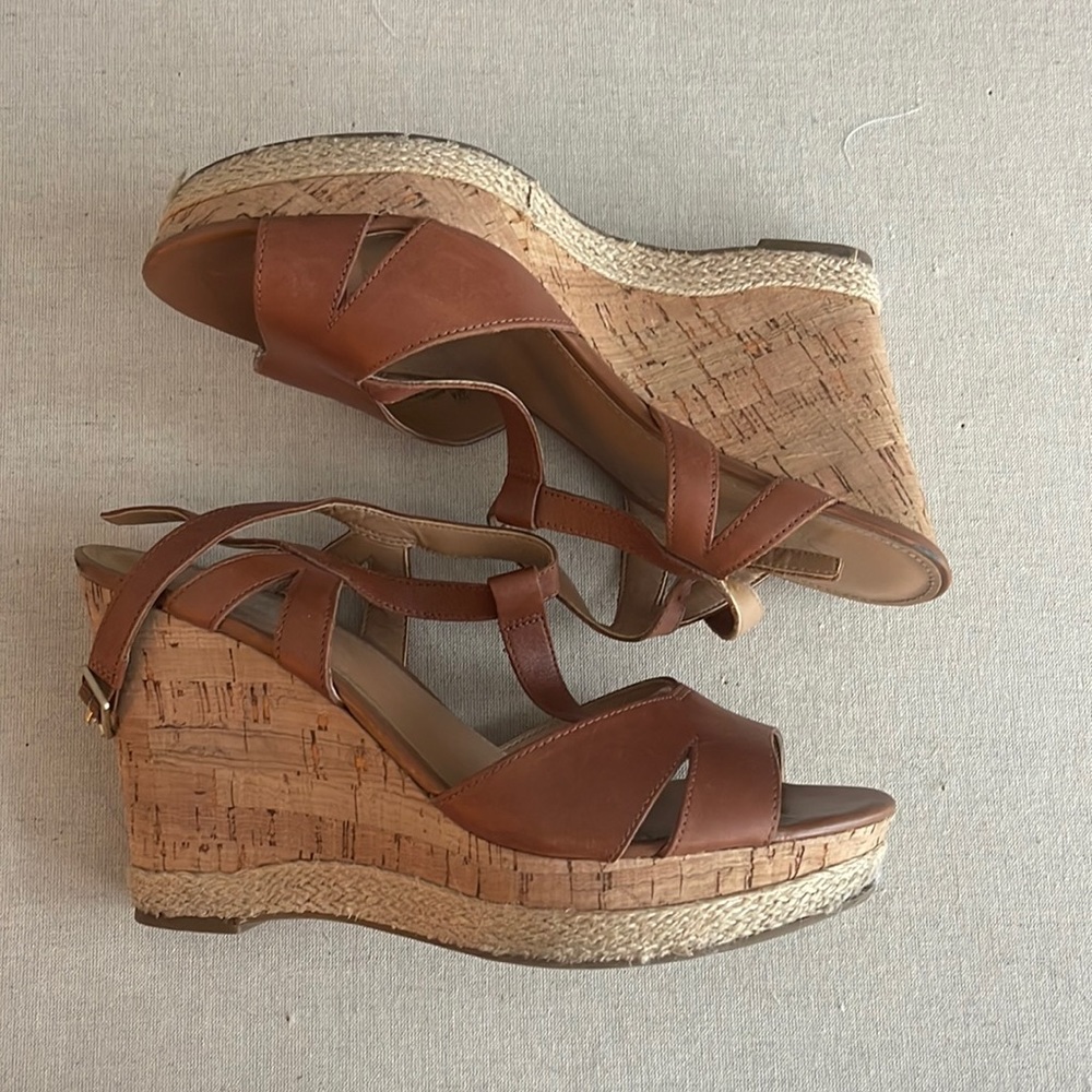 Brown wedges